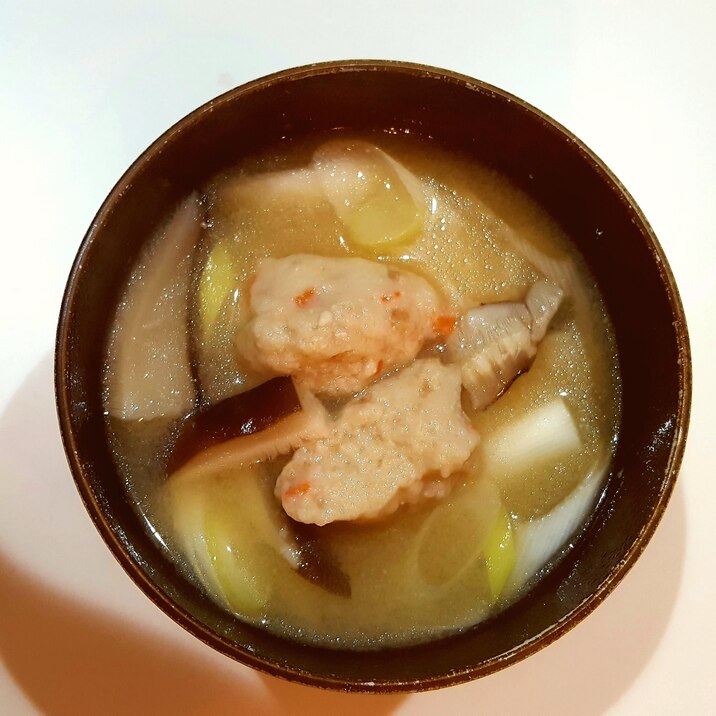 お味噌汁の具 鶏ごぼうのすり身と椎茸と長ネギ レシピ 作り方 By 農家の嫁 楽天レシピ お味噌汁の具 鶏ごぼうのすり身と椎茸と長ネギ レシピ 作り方 By 農家の嫁 楽天レシピ